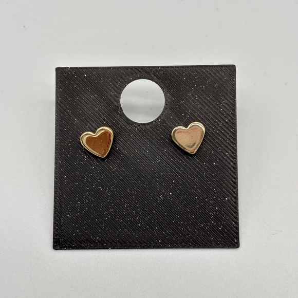 Fashion Studs - Picture 3 of 8